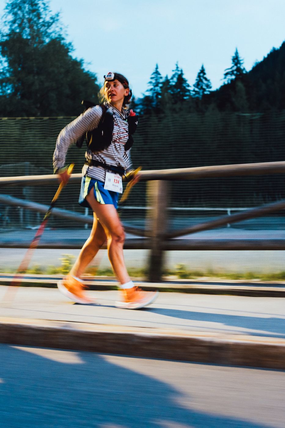 Victoria Stansfield running during UTMB